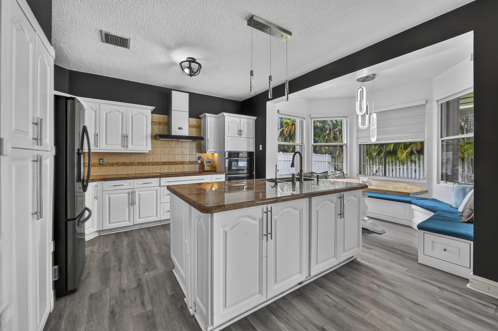 4065 Sw 152nd Avenue - Photo 2