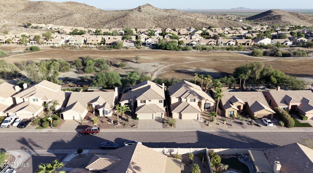 519 W Mountain Vista Drive - Photo 2