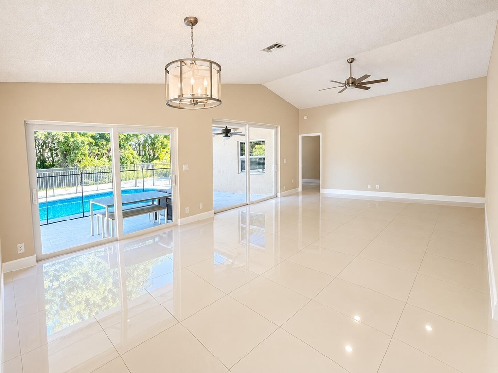8045 Copenhagen Way - Photo 6