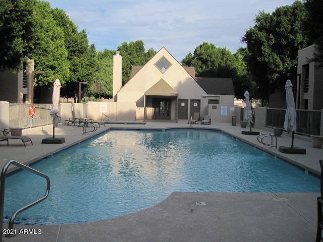 1340 N Recker Road - Photo 3
