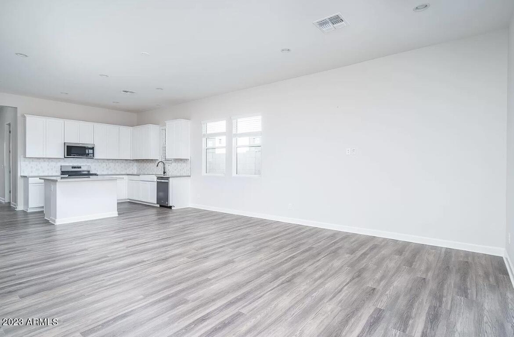 15565 S 181st Lane - Photo 6
