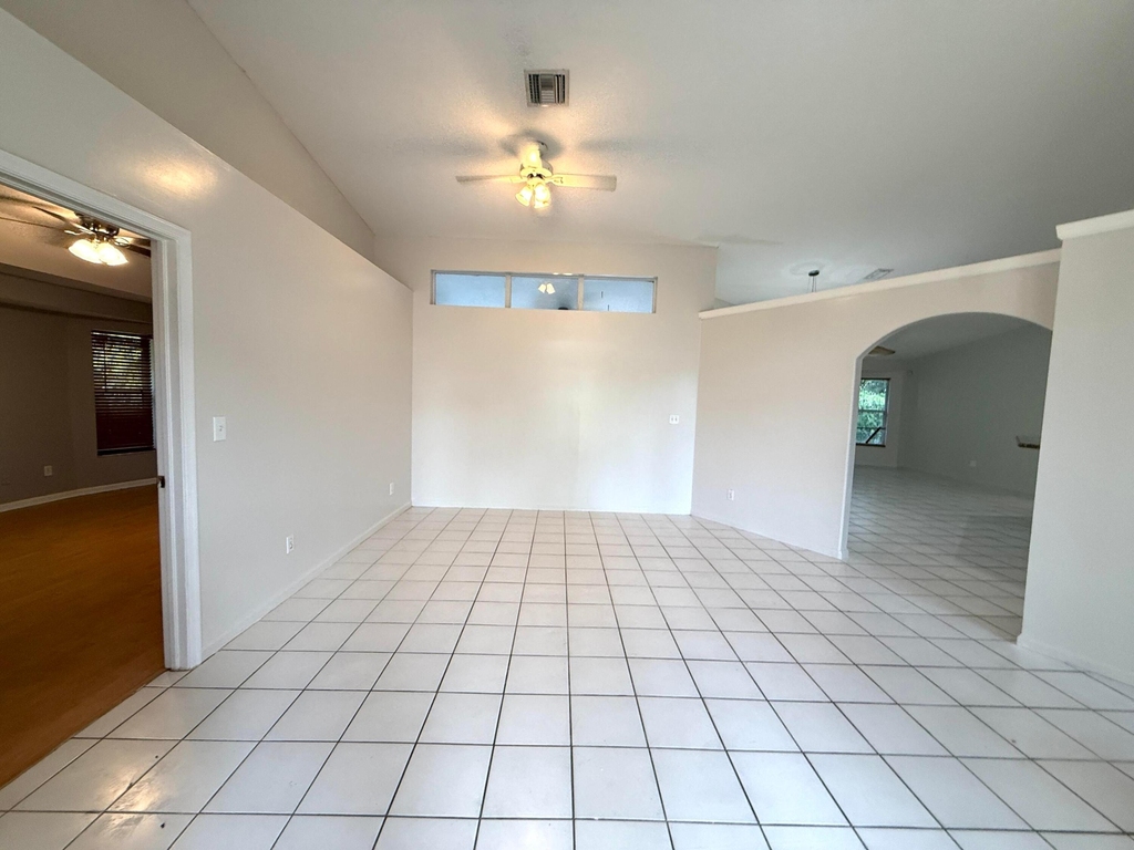 12136 88th Place N - Photo 9