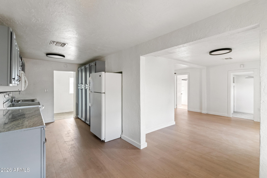 1115 W Ironwood Drive - Photo 3