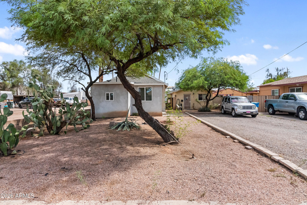 327 N 20th Avenue - Photo 20