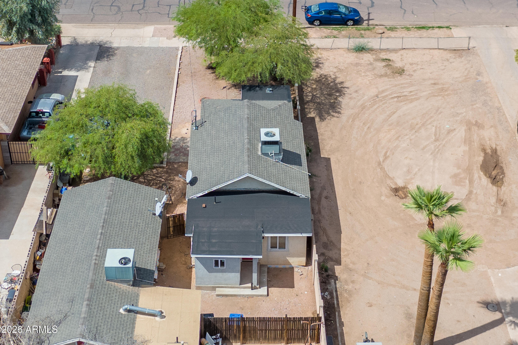 327 N 20th Avenue - Photo 18