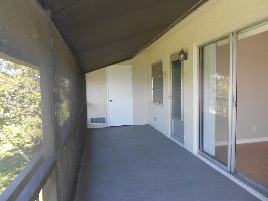 13809 Royal Palm Court - Photo 19