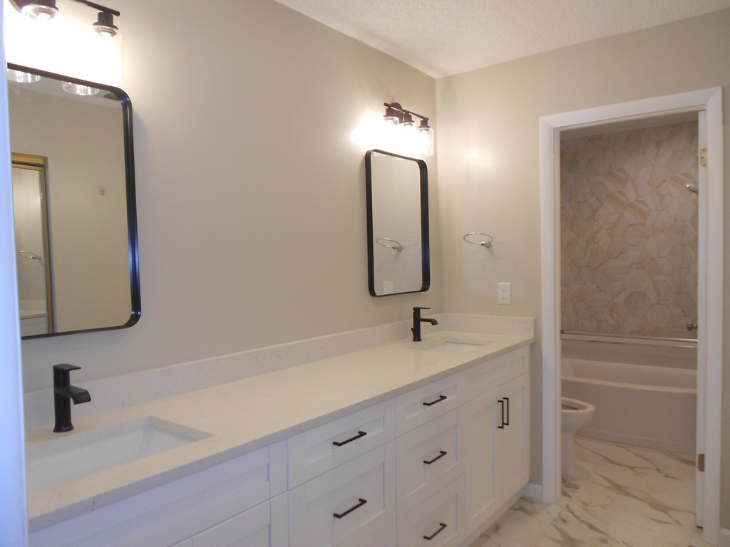 13809 Royal Palm Court - Photo 11