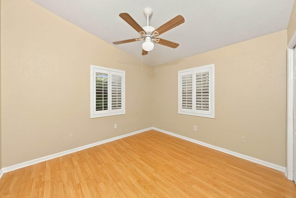 1566 Hollyhock Road - Photo 5