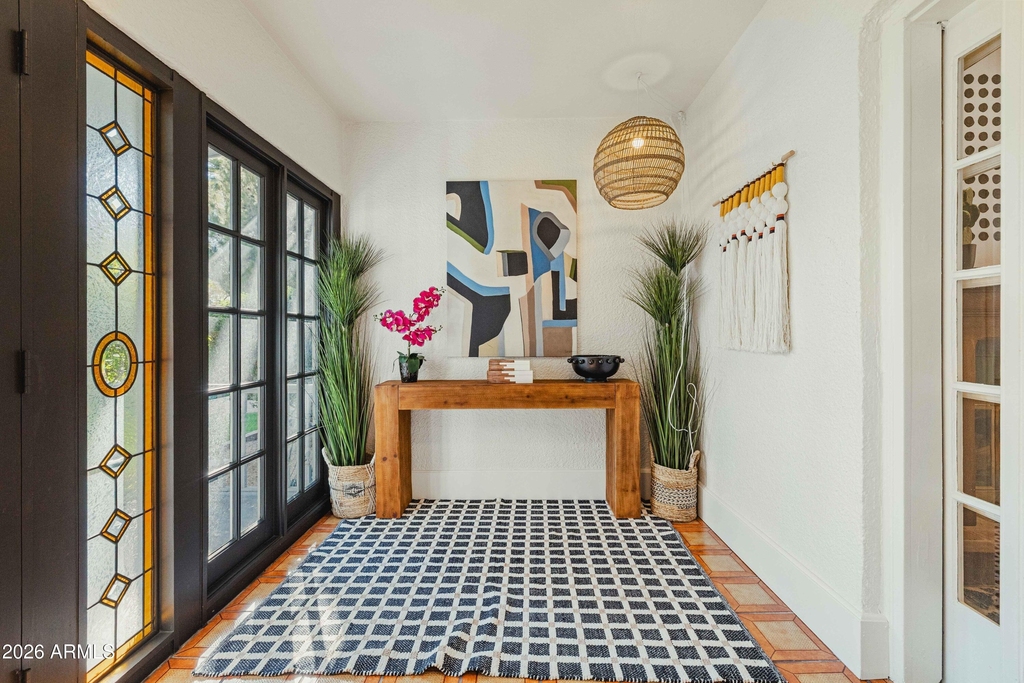 38 W Vernon Avenue - Photo 3