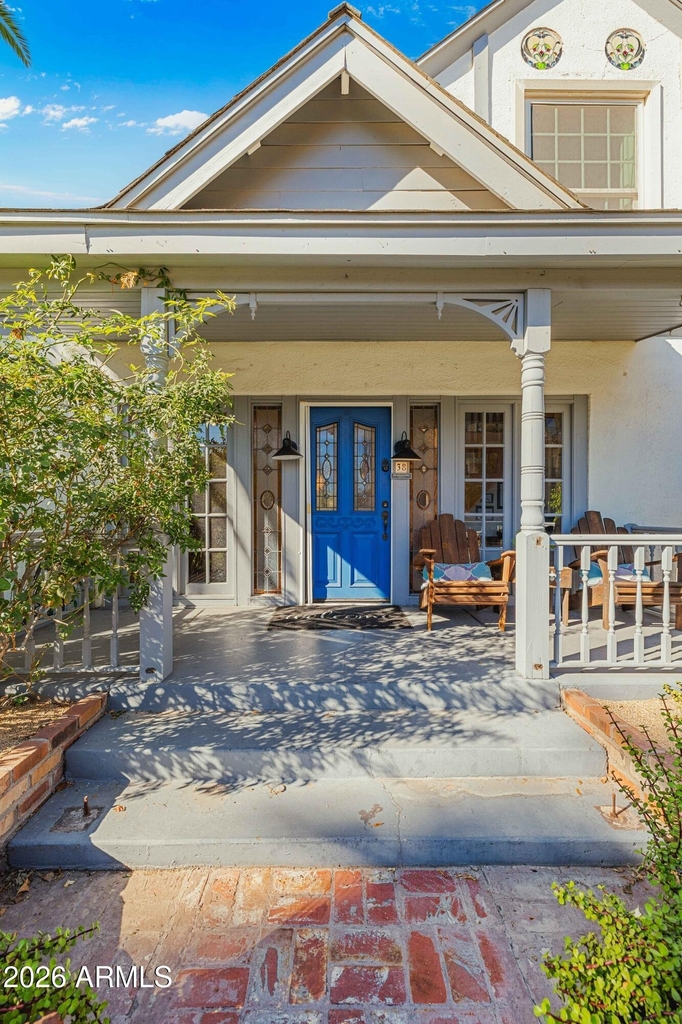 38 W Vernon Avenue - Photo 1