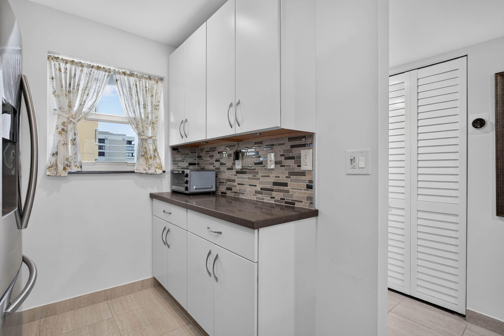 1391 S Ocean Boulevard - Photo 9