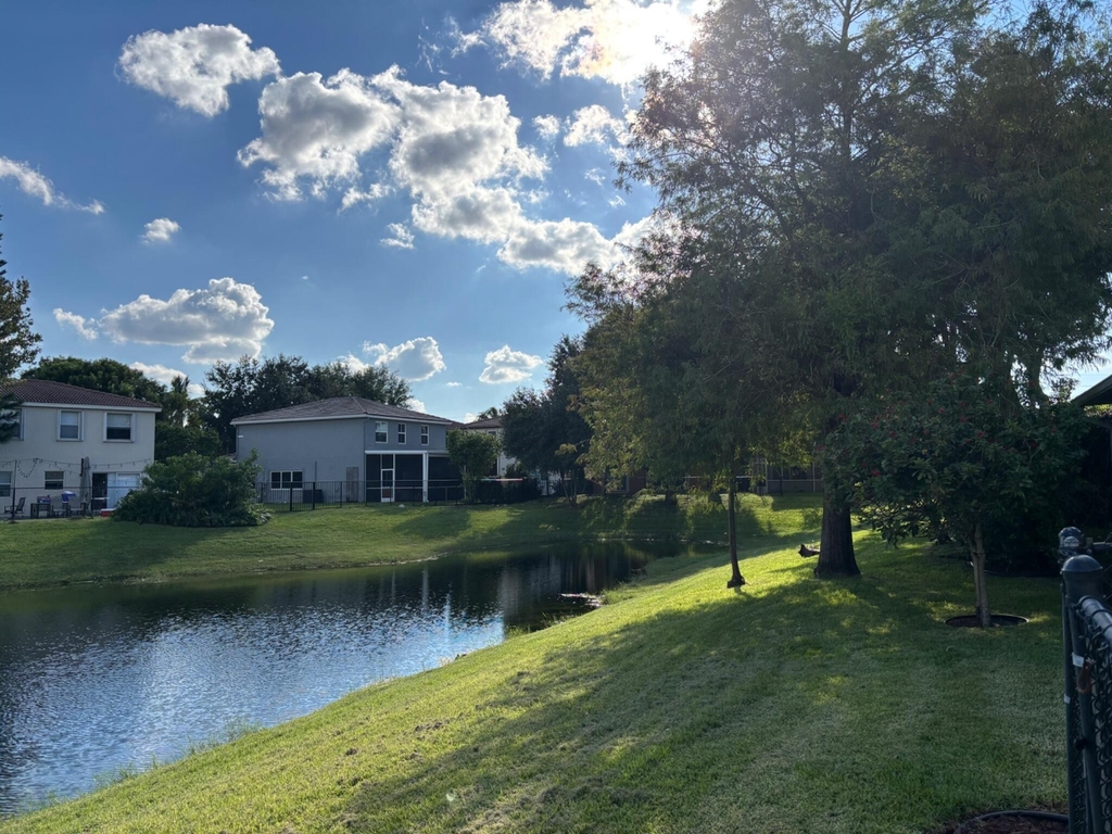 4262 Nw 1st Place - Photo 23