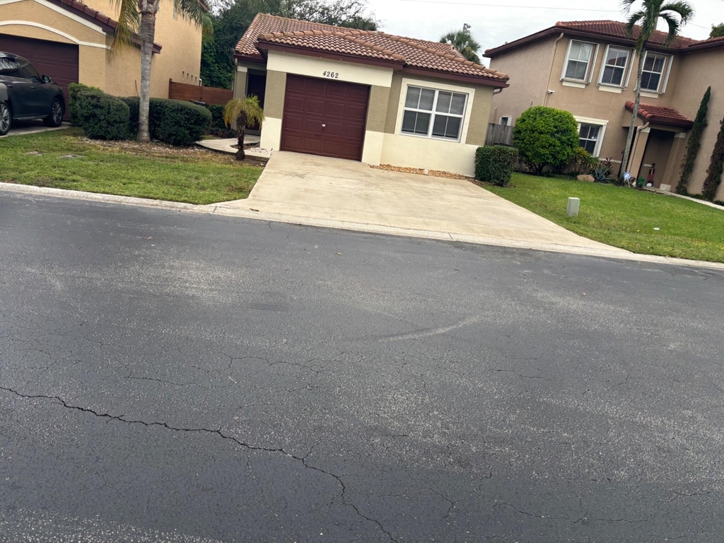 4262 Nw 1st Place - Photo 18