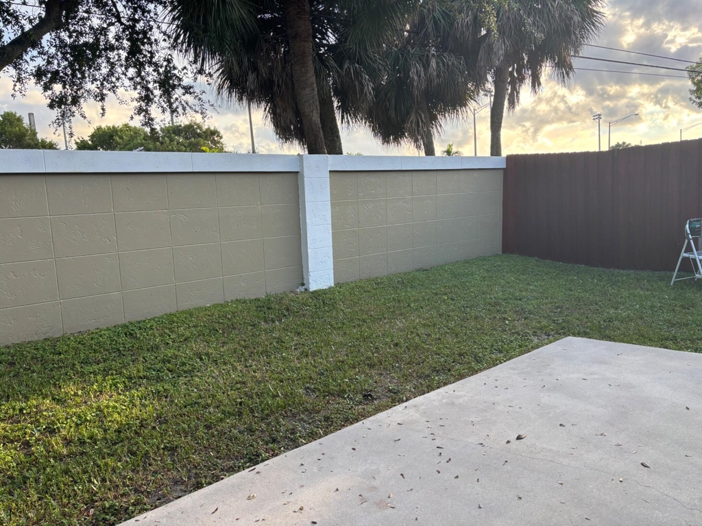 4262 Nw 1st Place - Photo 25