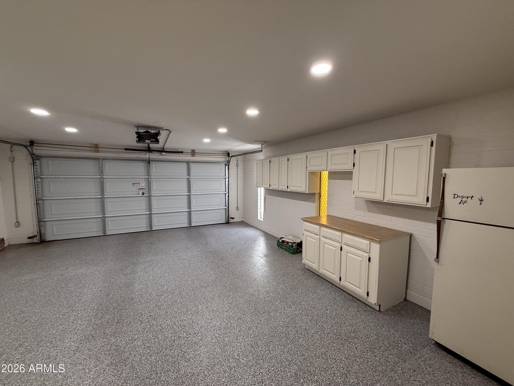 621 E Calavar Road - Photo 23