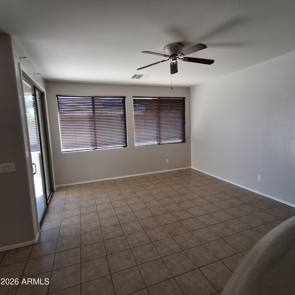 43947 W Palo Ceniza Way - Photo 16
