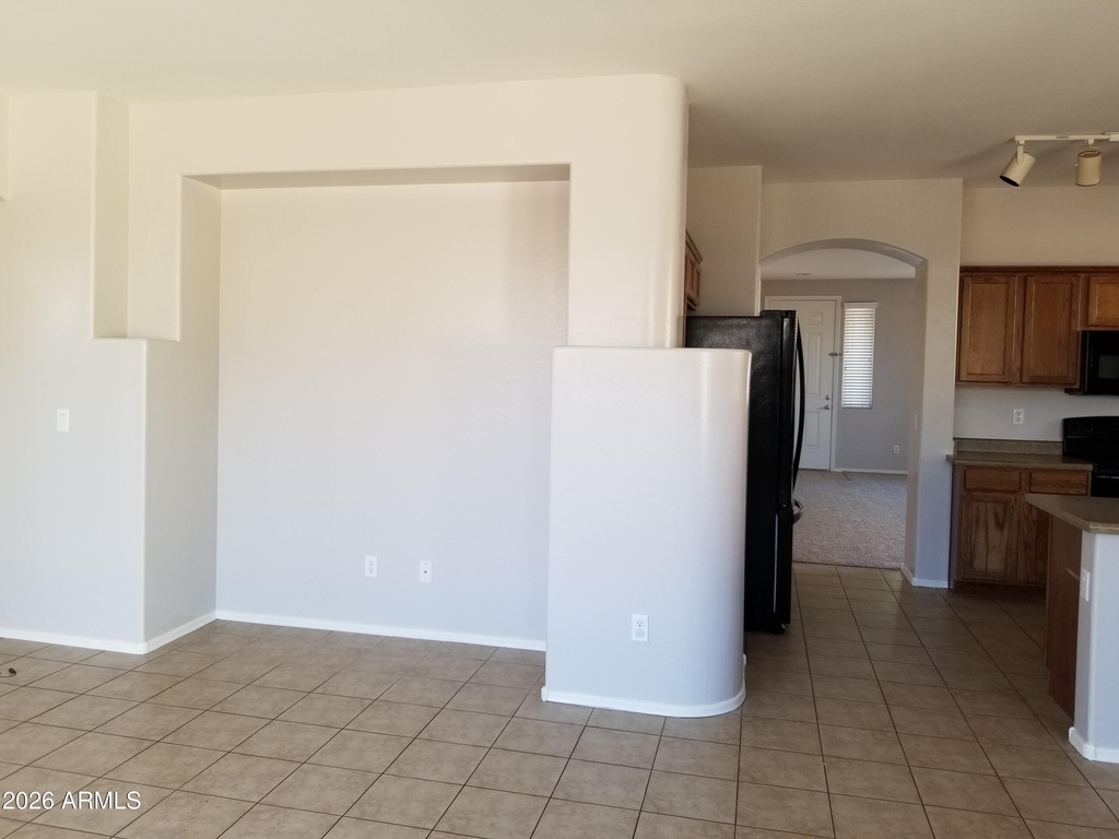 43947 W Palo Ceniza Way - Photo 15