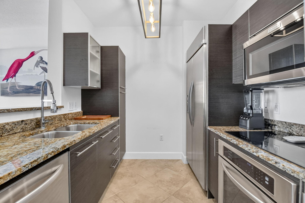 550 Okeechobee Boulevard - Photo 12