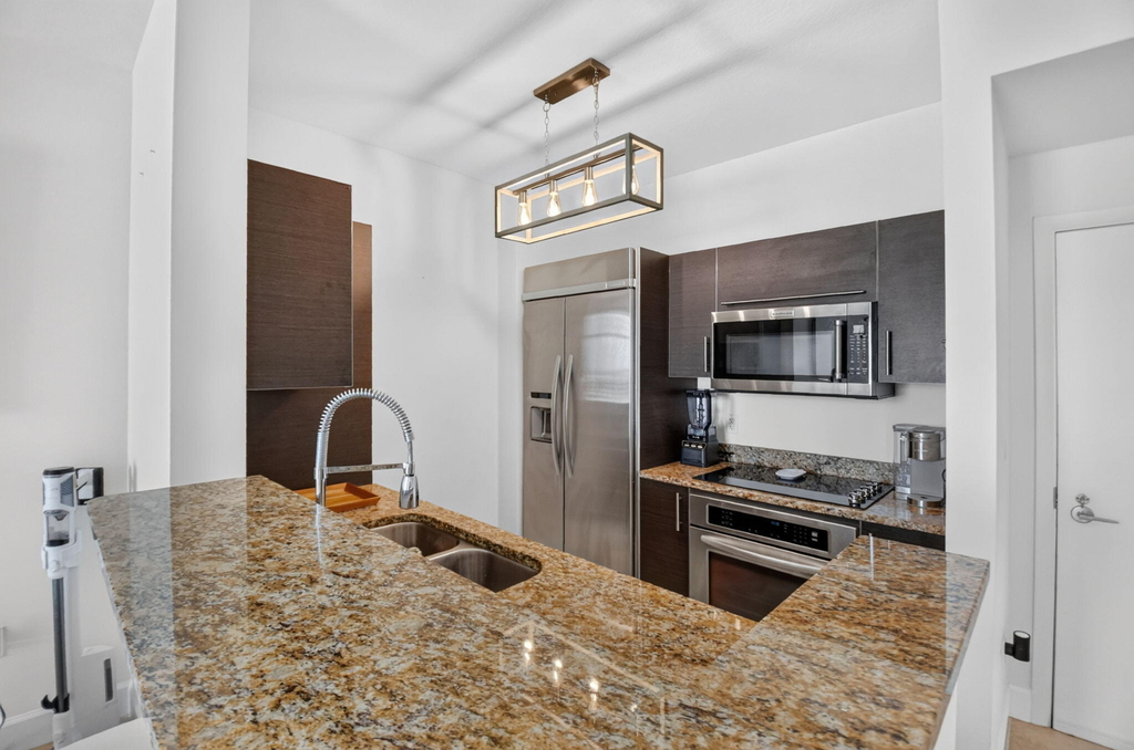 550 Okeechobee Boulevard - Photo 11