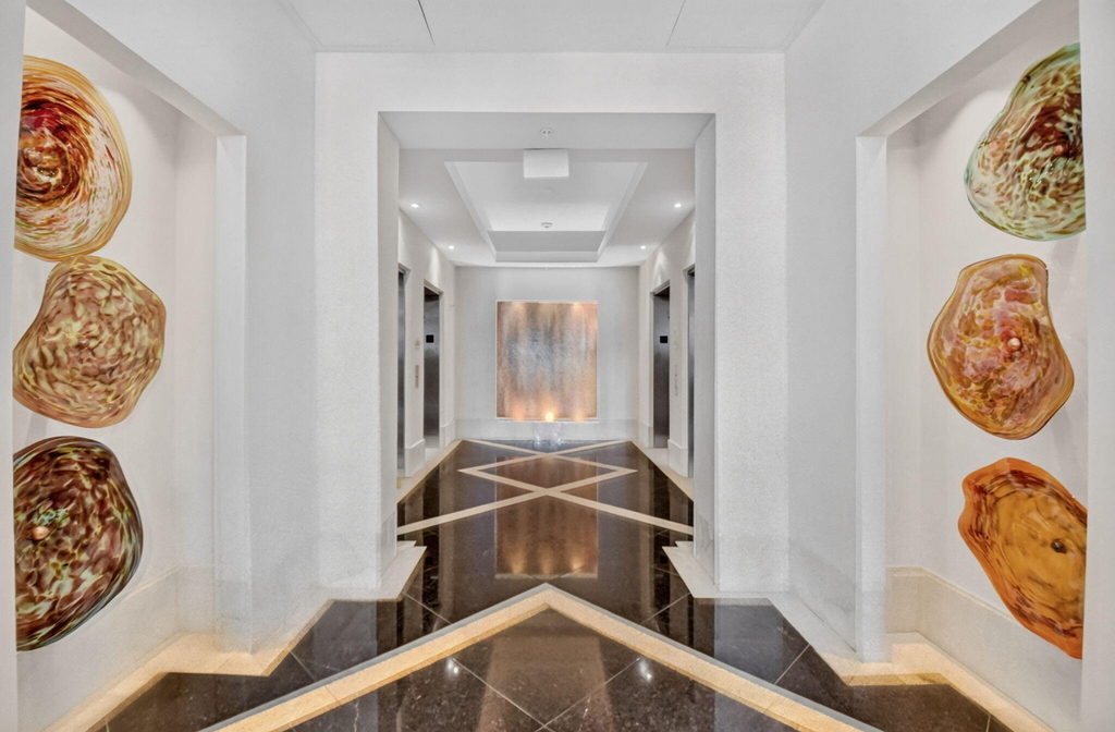 550 Okeechobee Boulevard - Photo 52