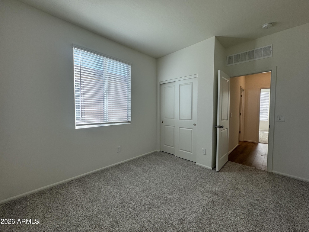 17990 W Sand Hills Drive - Photo 8