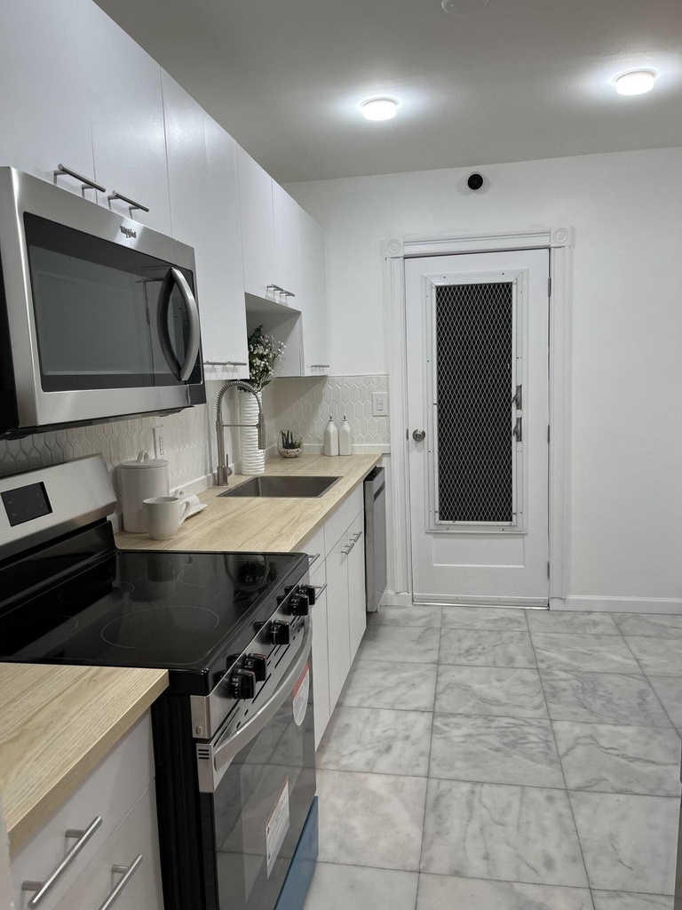 11685 Canal Drive - Photo 6