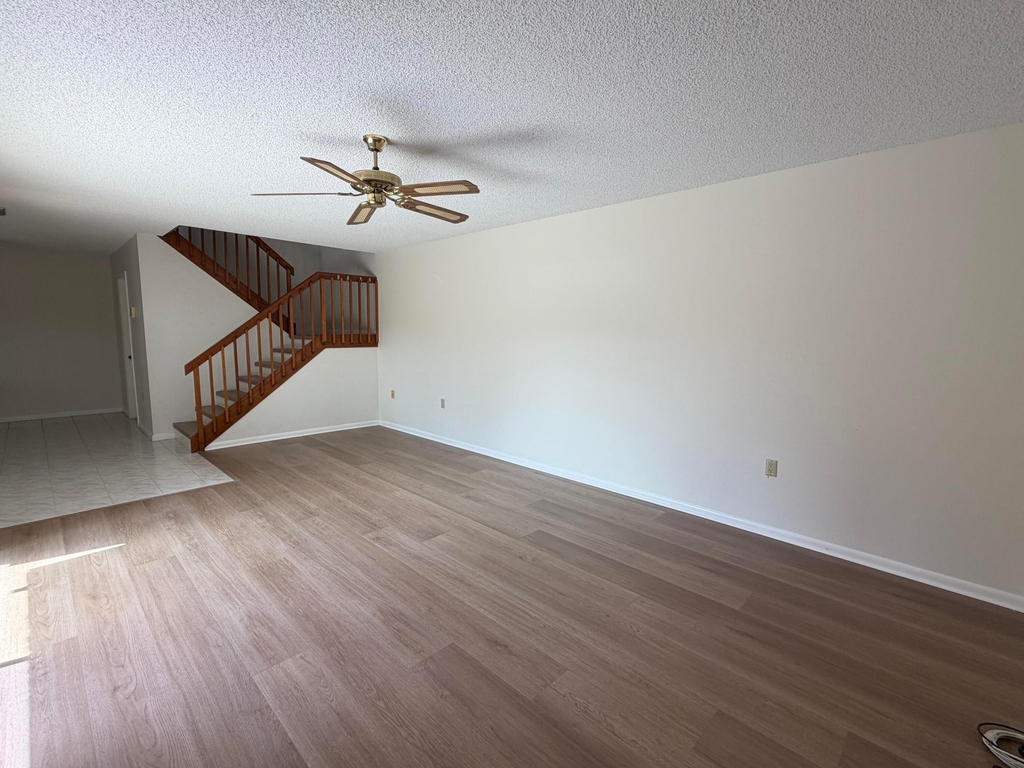 5820 Se Windsong Lane - Photo 7