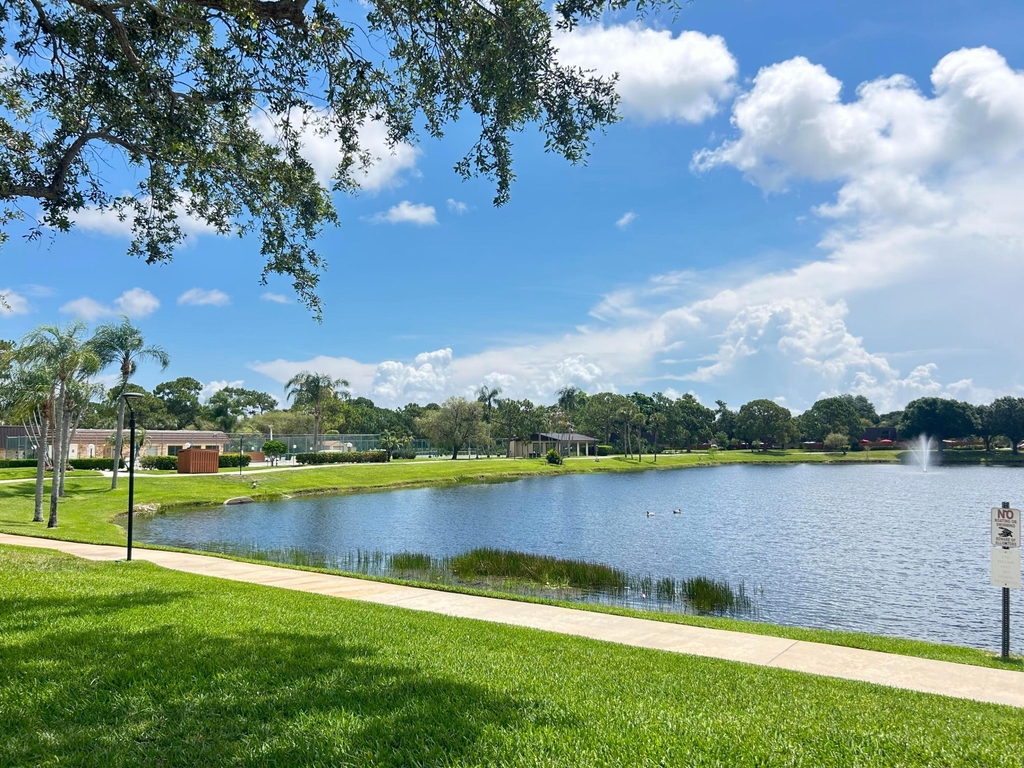 5820 Se Windsong Lane - Photo 35