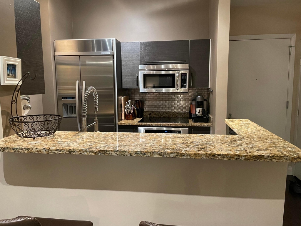 550 Okeechobee Boulevard - Photo 3