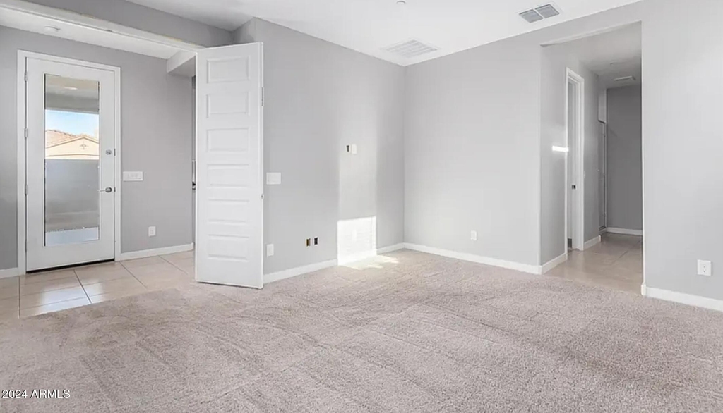 9640 E Thunderbolt Avenue - Photo 15