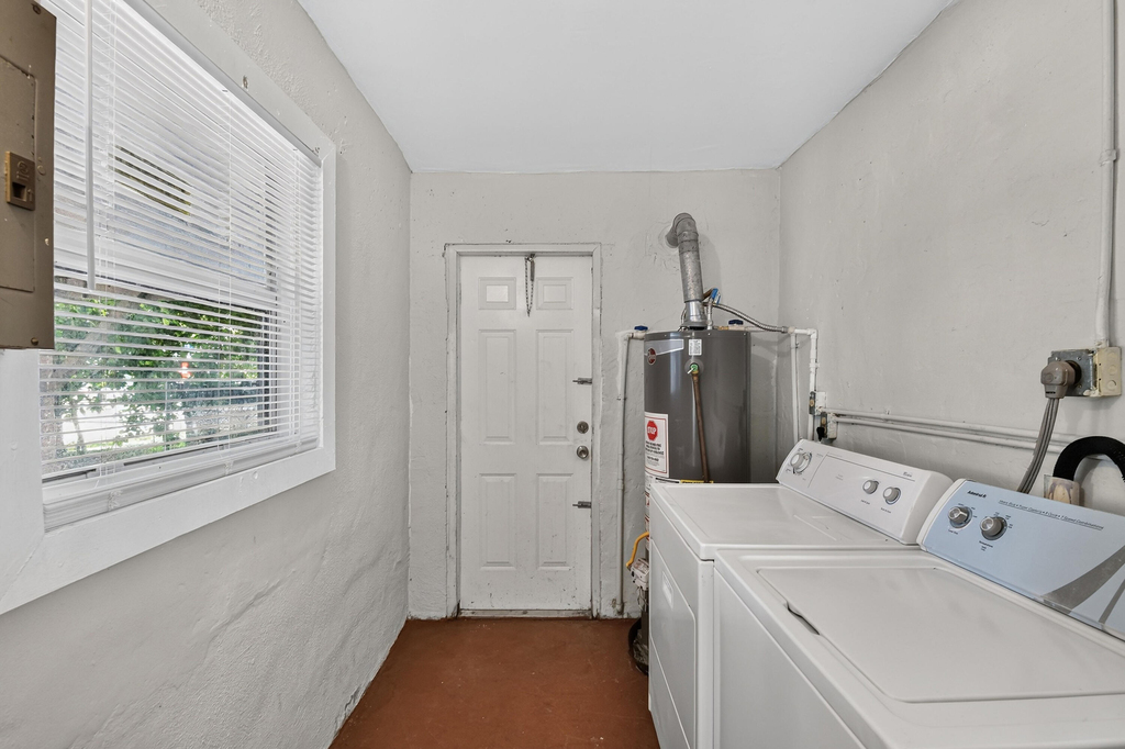 885 7th Street - Photo 20
