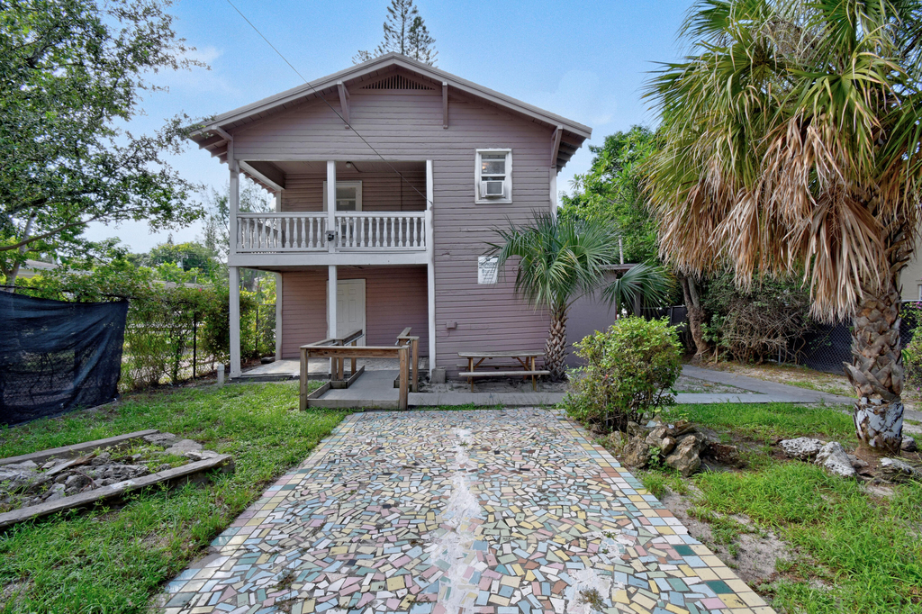 885 7th Street - Photo 45