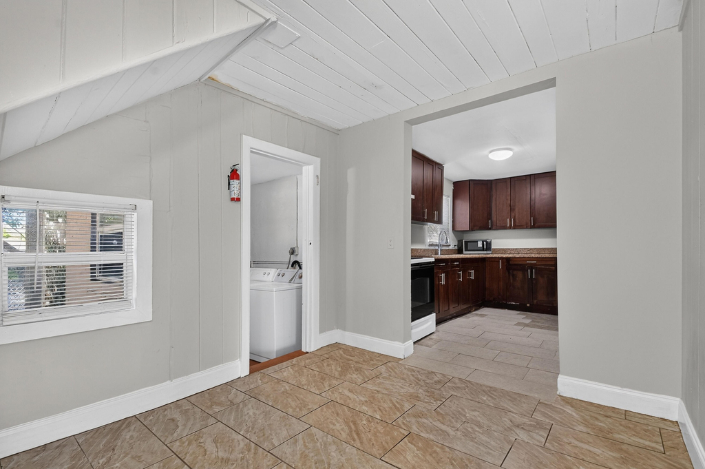 885 7th Street - Photo 10