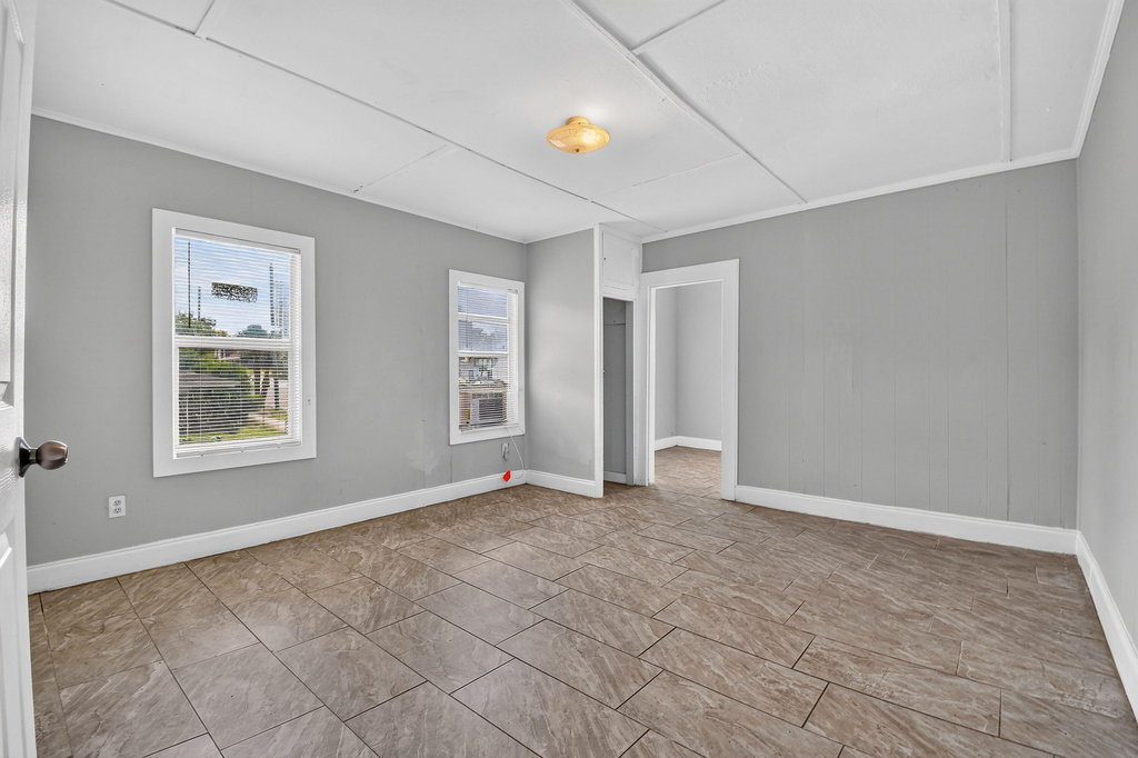 885 7th Street - Photo 38