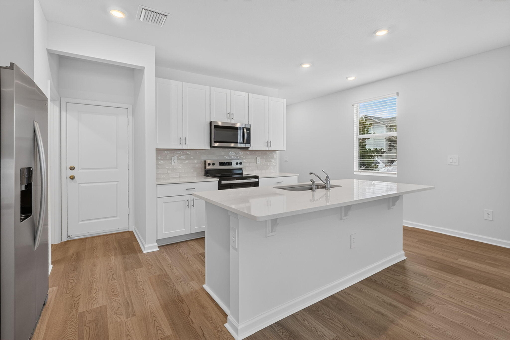 662 Salisbury Circle - Photo 4