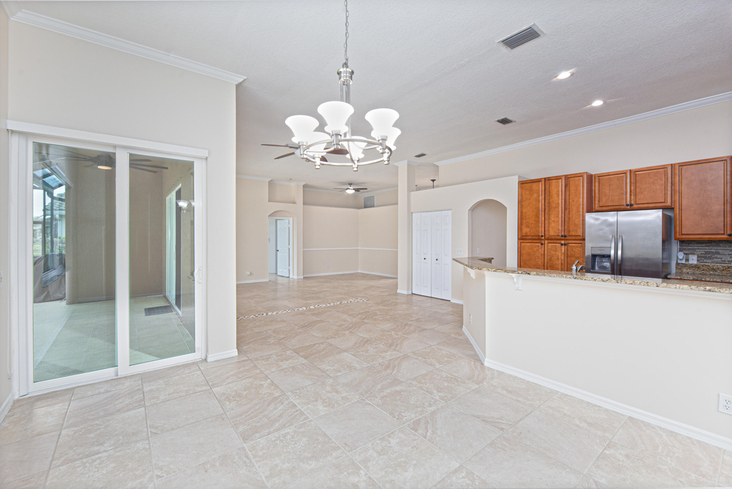 421 Sw Crabapple Cove - Photo 13