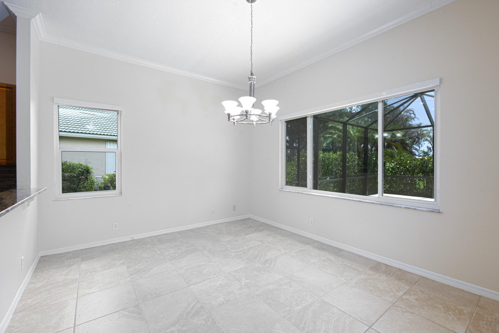 421 Sw Crabapple Cove - Photo 12