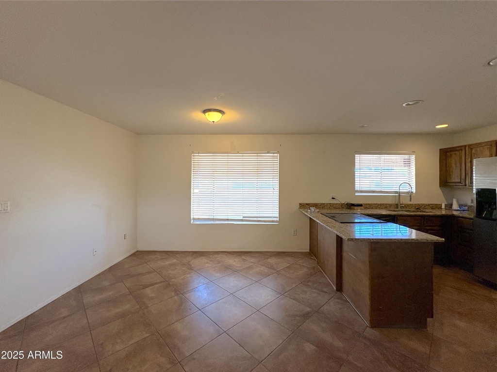 6103 S College Avenue - Photo 7