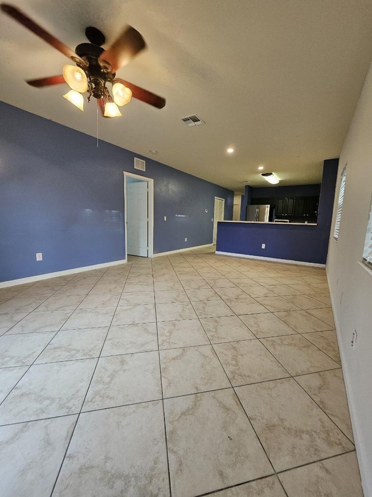 2957 Saginaw Avenue - Photo 5