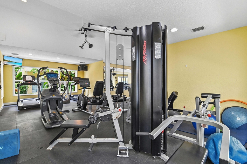 1501 E Broward Boulevard - Photo 45