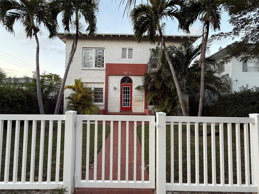 1849 Dewey Street - Photo 1