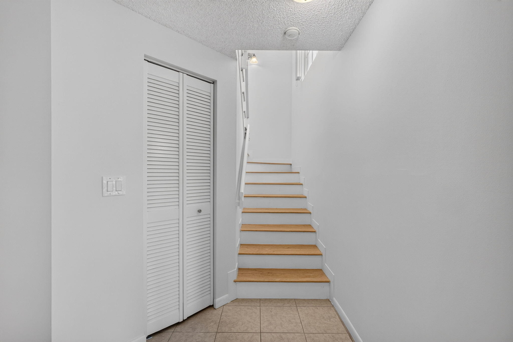 1120 Lake Shore Drive - Photo 16
