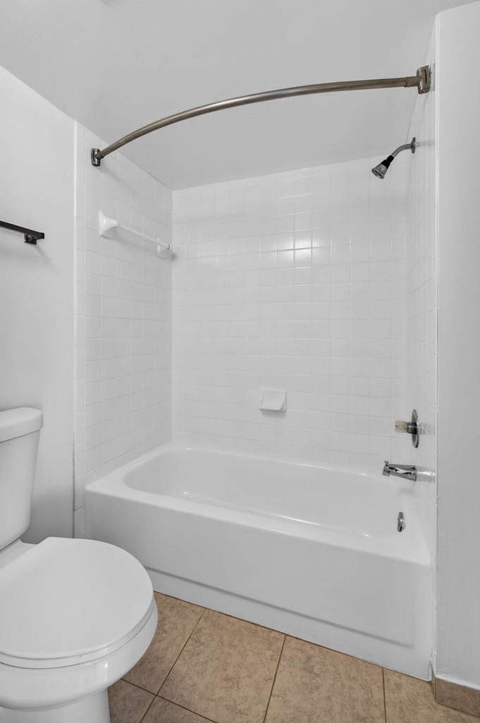 1120 Lake Shore Drive - Photo 22