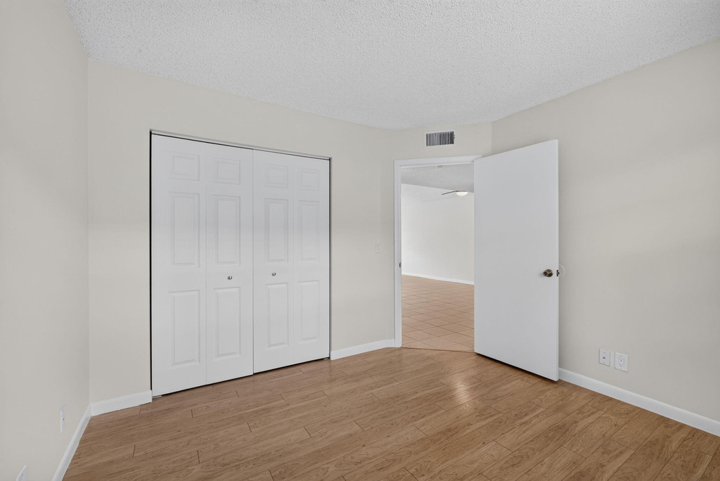 1120 Lake Shore Drive - Photo 9