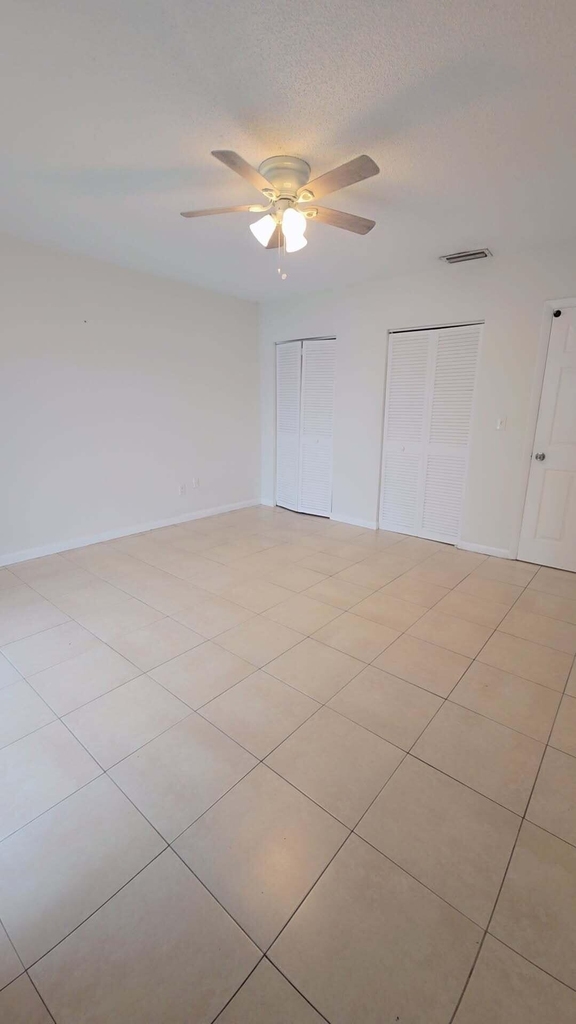 2521 Sw 58th Manor - Photo 24