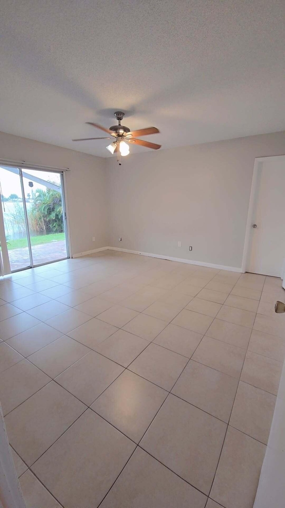 2521 Sw 58th Manor - Photo 14