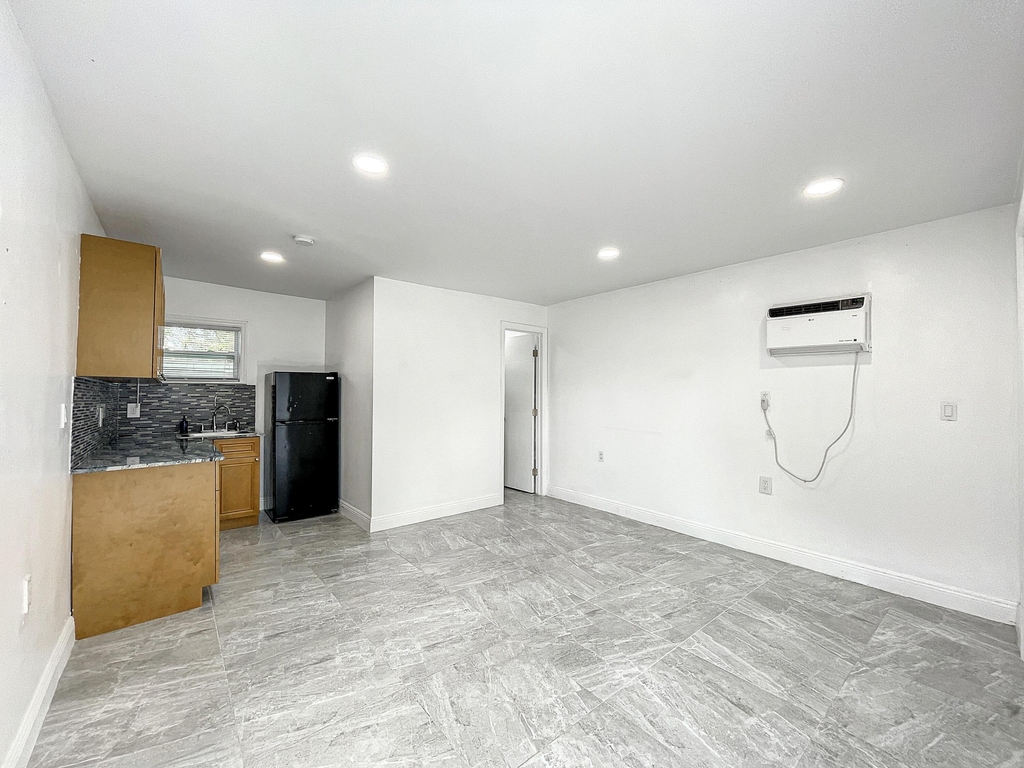 2649 Johnson Street - Photo 10