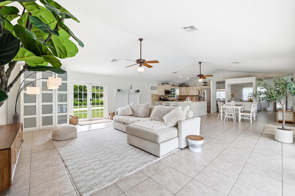 785 Cindy Drive - Photo 6