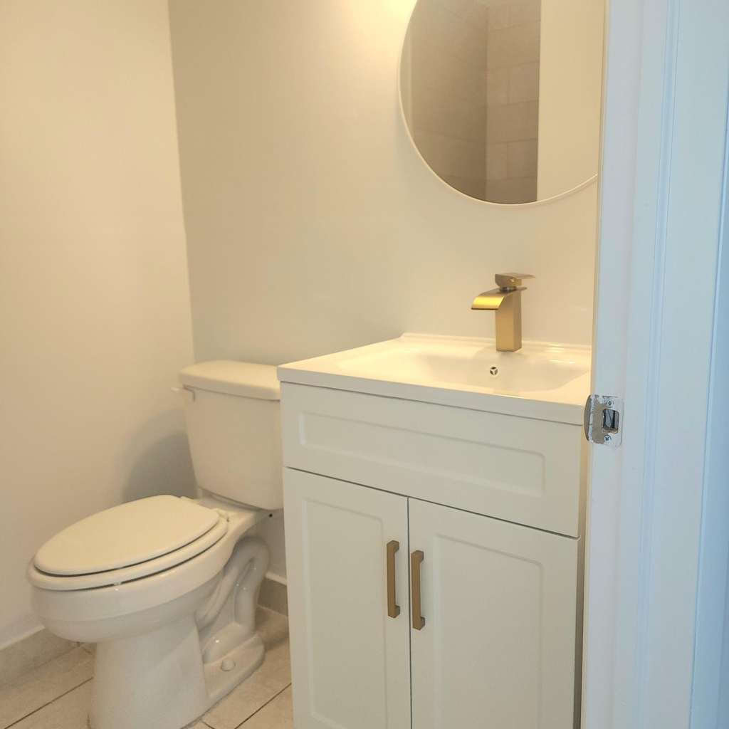11684 Nw 39th Street - Photo 9