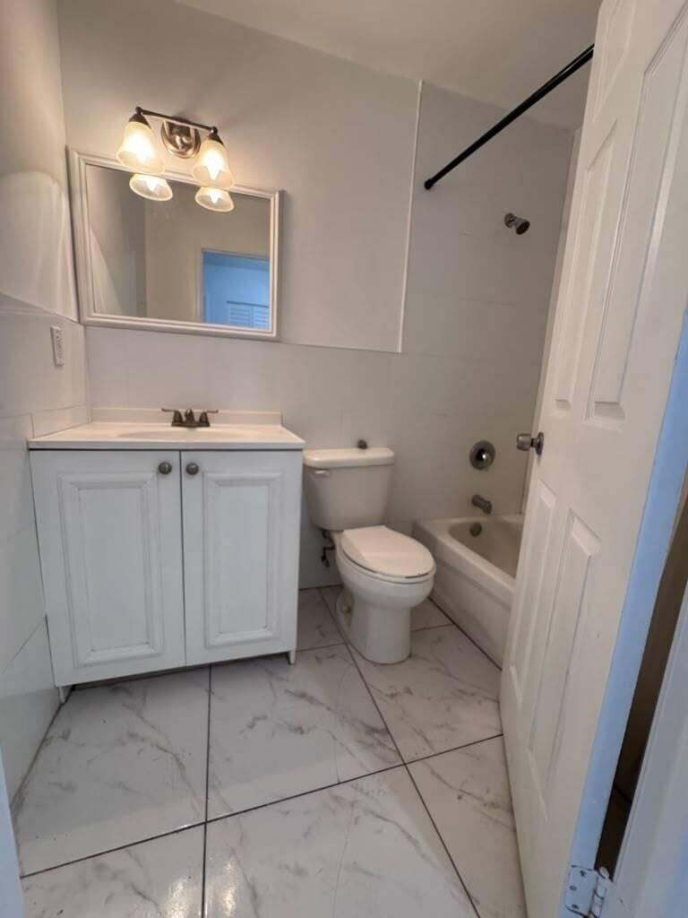 208 E Tiffany Drive - Photo 7